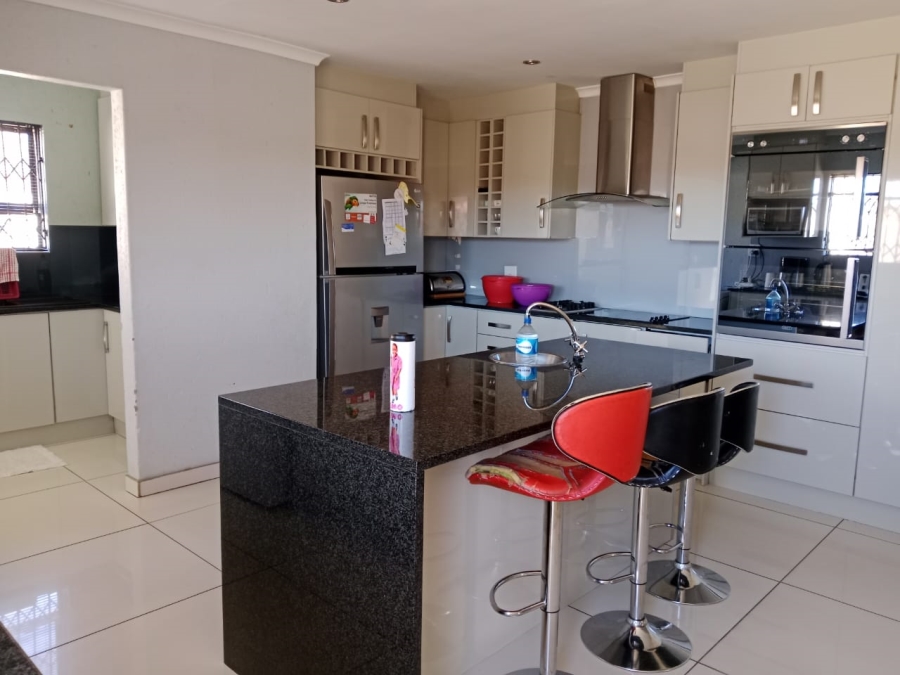 4 Bedroom Property for Sale in Kuruman Northern Cape